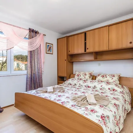 1 Bedroom Lovely In Kampor