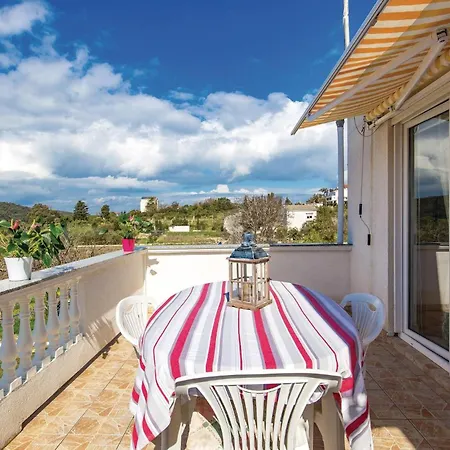 Appartamento 1 Bedroom Lovely In Kampor